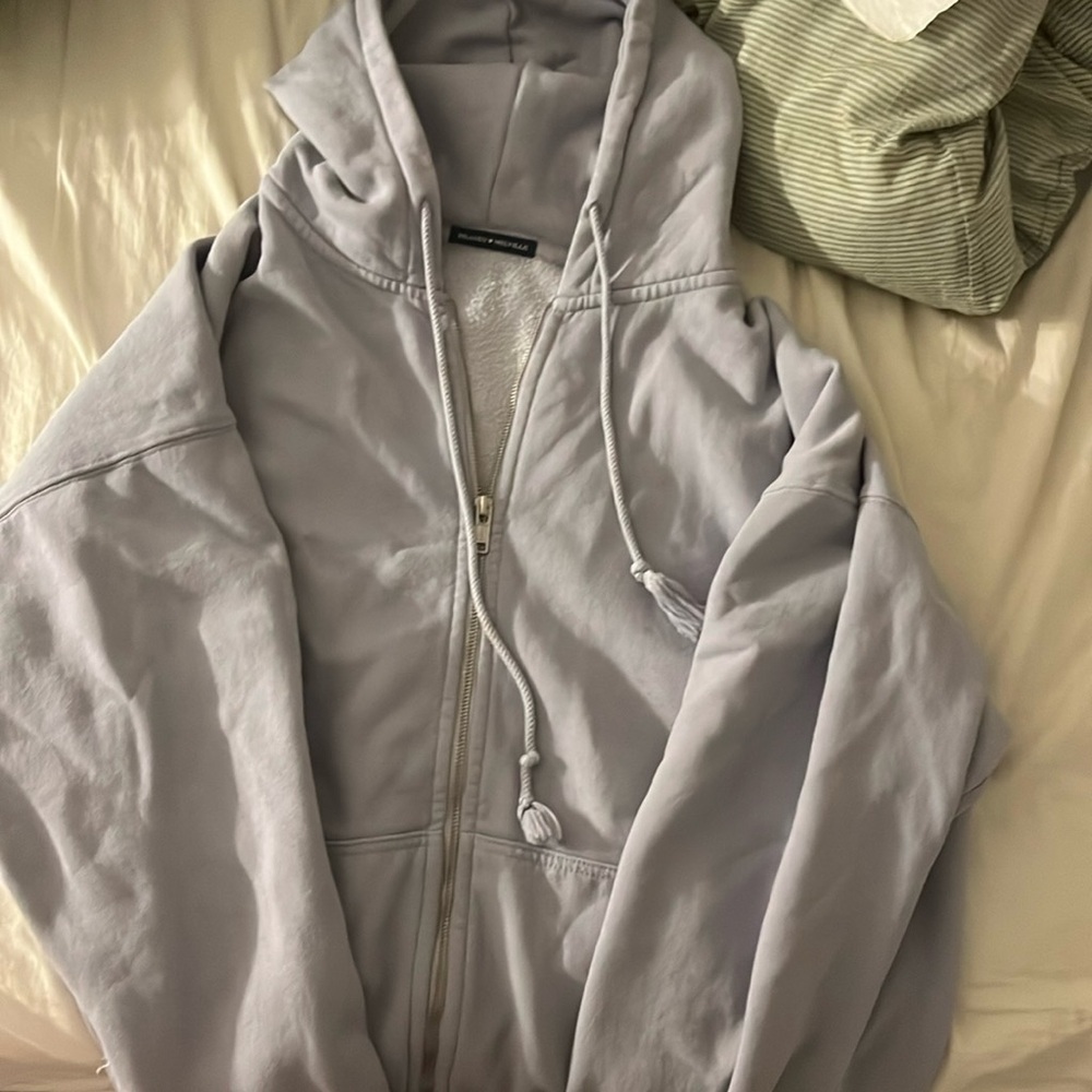 brandy melville oversized zip up